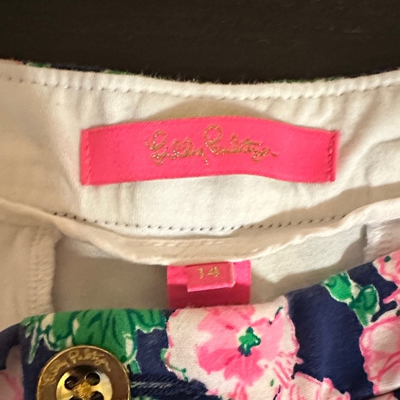 Lilly Pulitzer 7 inch Knit Shorts - Picture 3 of 5